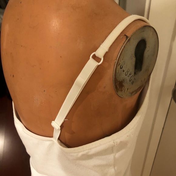 Camisoles Set of 2 Cami Tank Tops Tan/White Size Med Fits Sm/Med - Picture 11 of 16